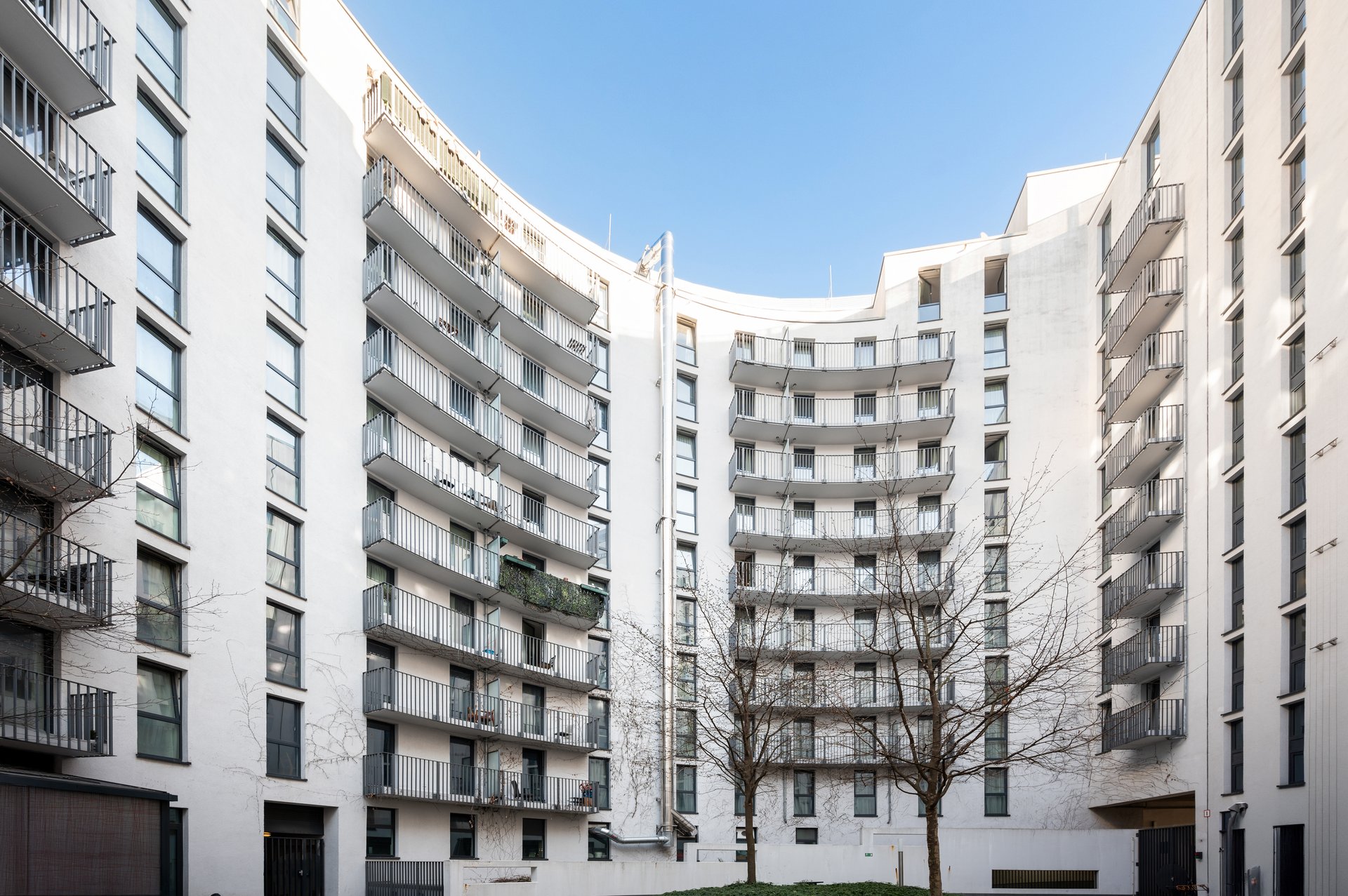 bernhard weiß straße 6 10178 berlin